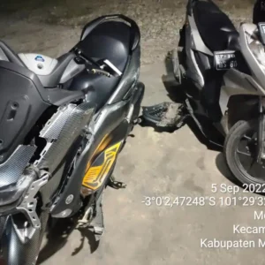 N Max Vs Beat, Dua Pelajar Dilarikan Ke Rumah Sakit