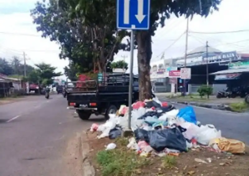 Pro Kontra Sayembara Sampah Berhadiah Rp 1 Juta