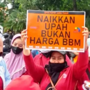 Tolak BBM Naik, Buruh Se-Indonesia Gelar Demo Besar-Besaran