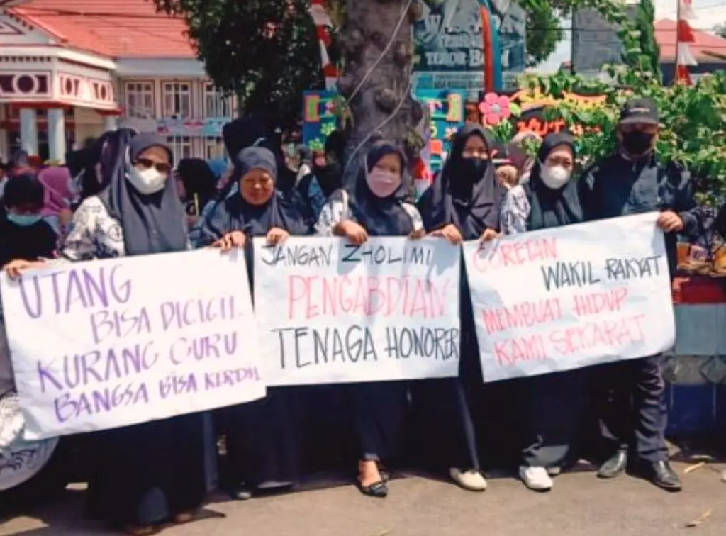 Anggaran Dicoret, Ratusan Honorer Demo DPRD Bengkulu Utara