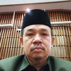 Audiensi Dengan PGH, Gunadi Yunir : Akan Kita Panggil Pihak Terkait Gunadi Yunir: APBD-P DPRD Provinsi Tetap Dukung Program Pembangunan Pemberian Insentif Guru Lambat, Gunadi : Tolong Dipercepat