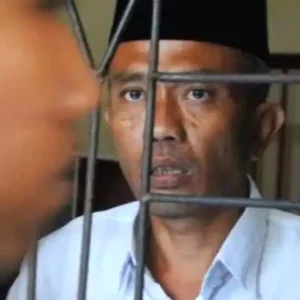 Bambang Tri, Penggugat Ijazah Jokowi Ditangkap