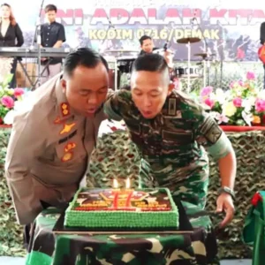 Di Hari TNI ke-77, Kapolres Demak Beri Kejutan Dandim