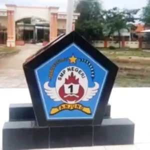 Dua Ratusan Siswa SMPN 1 Tanjung Brebes Ikuti Karya Wisata ke Jakarta