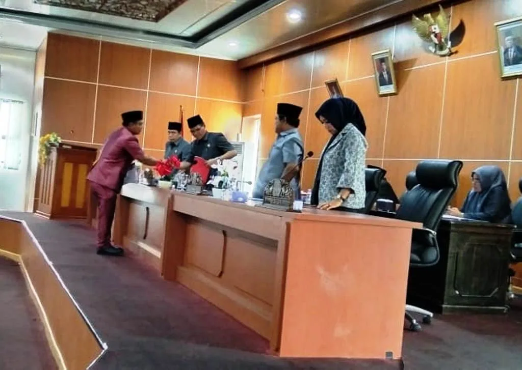 Fraksi PDI-P DPRD Benteng Desak Pemkab Tingkatkan Capaian Target PAD