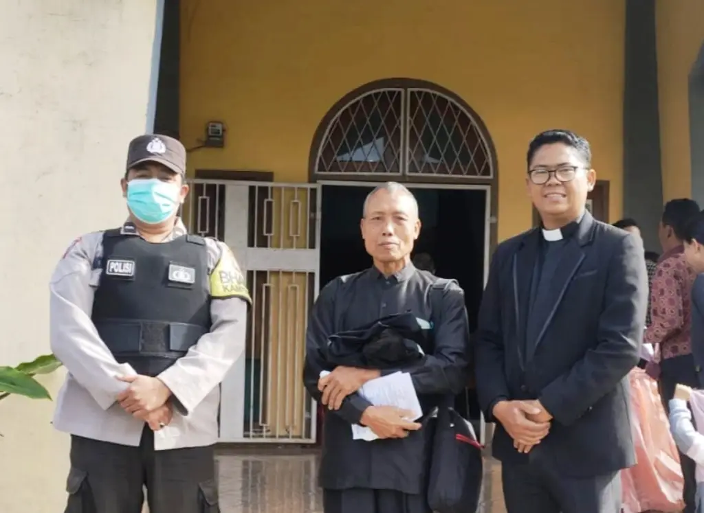 Gereja Kristen Injil Indonesia Curup Dijaga Polisi