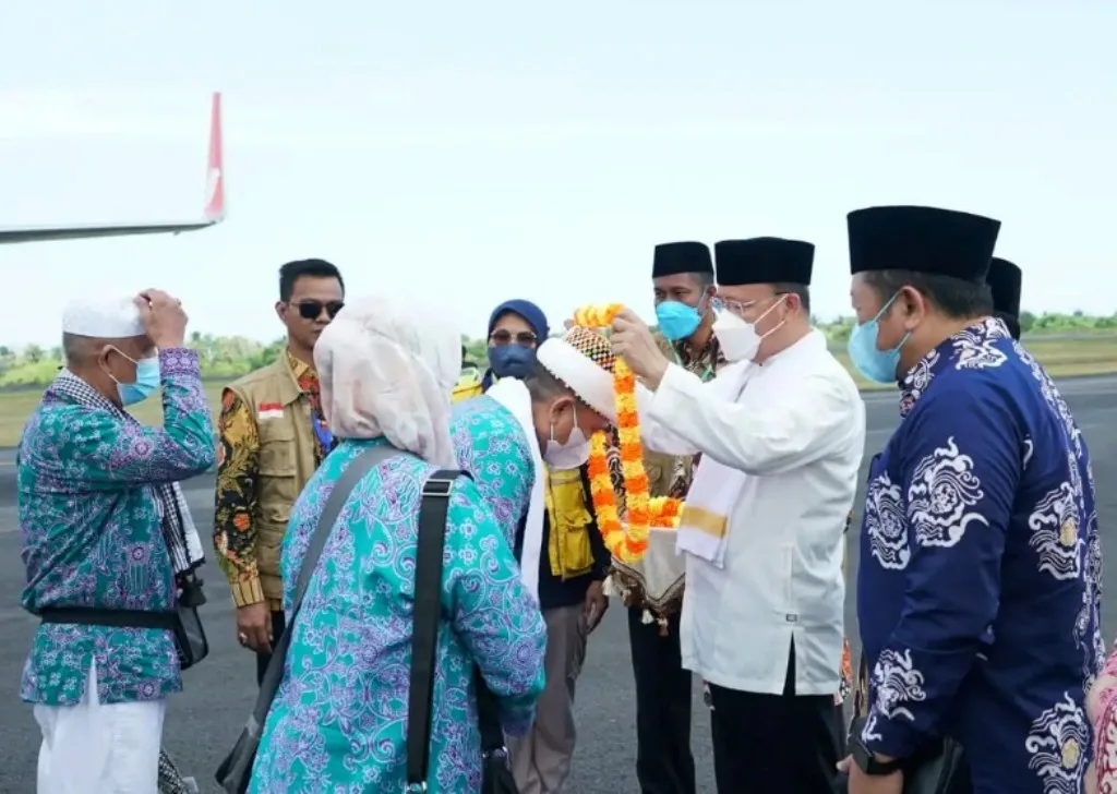 Gubernur Bengkulu Rohidin Mersyah Sambut Kepulangan Jamaah Haji