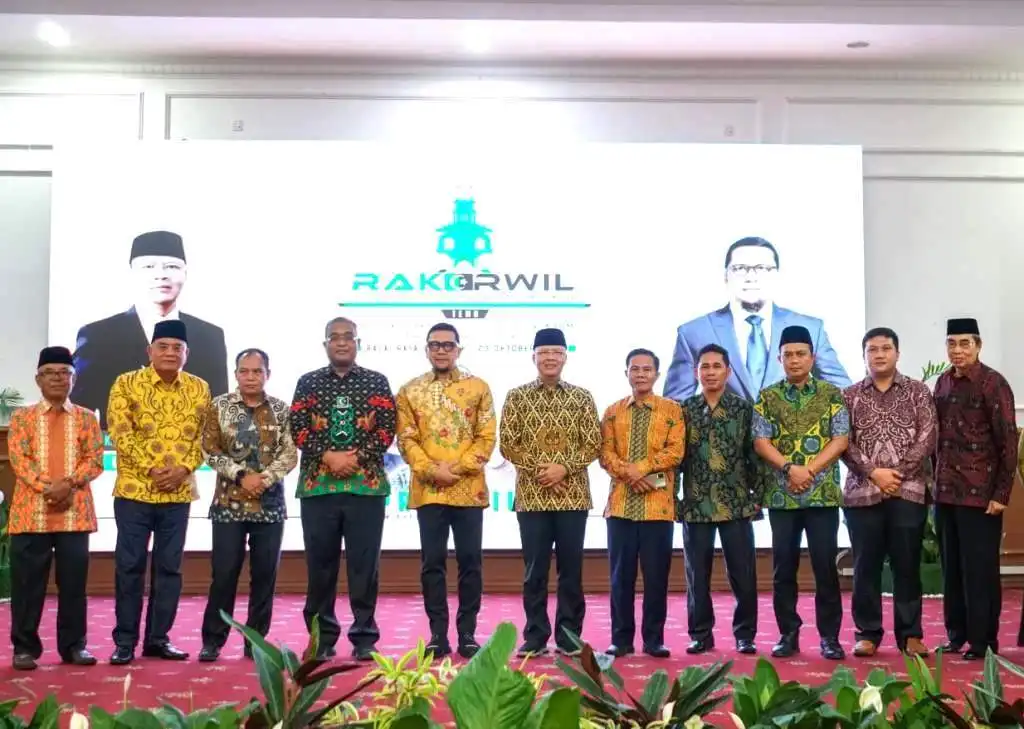 Gubernur Rohidin hadiri rakorwil KAHMI