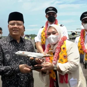 Gubernur Rohidin Sambut Maskapai Super Jet Air Serta Luncurkan Website Pariwisata