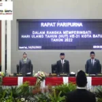 Wali Kota batu Dewanti Rumpoko bersama Ketua DPRD Kota Batu, Asmadi Menggelar Rapat Paripurna sekaligus Memperingati HUT ke 21 Kota Batu