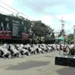 Jajaran Polres Kota Malang Sujud Massal, Mohon Maaf Tragedi Kanjuruhan