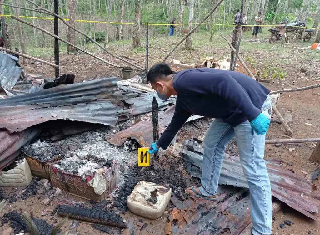 TKP Kebakaran Pondok Kebun di Desa Karang Nanding Bengkulu Tengah