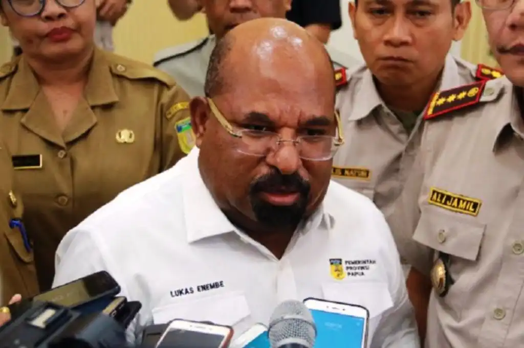 Kuasa Hukum Lukas Enembe Minta Selesaikan Pakai Hukum Adat