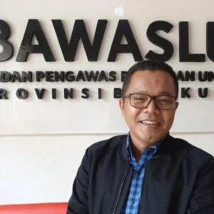 Eko Sugianto saat menjelaskan terkait pemanggilan Kadis Dikbud Provinsi Bengkulu