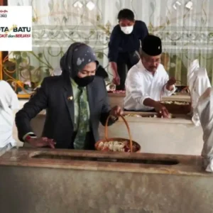 Memperingati HUT Kota Bаtu, Dewanti Rumpoko berziarah ke Tokoh-tokoh Pendiri Kota Batu