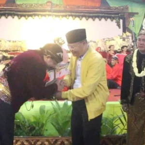 Rohidin Hadiri HUT ke 52 Desa Srikaton Bengkulu Tengah Rohidin Hadiri HUT ke 52 Desa Srikaton Bengkulu Tengah
