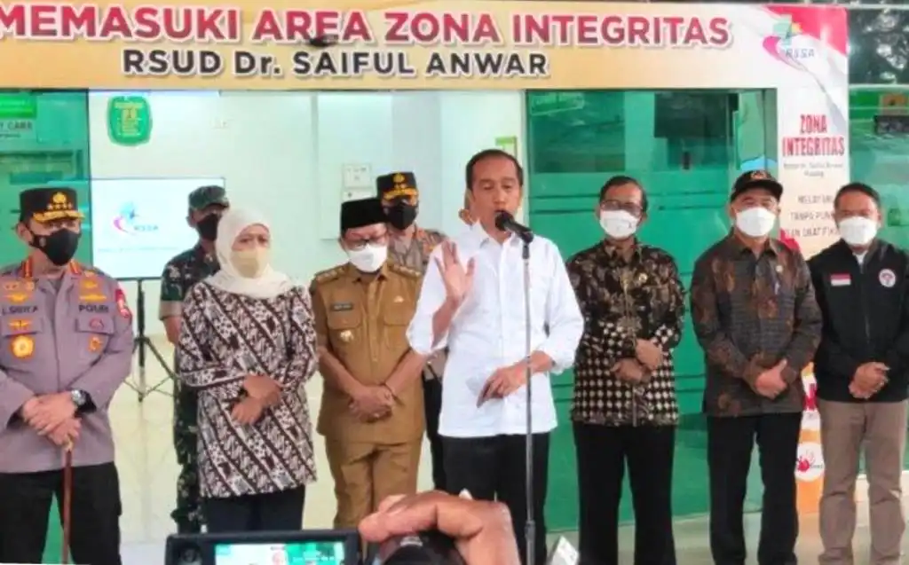 Tiba di Kota Malang, Jokowi Kunjungi Korban dan Tinjau Stadion Kanjuruhan