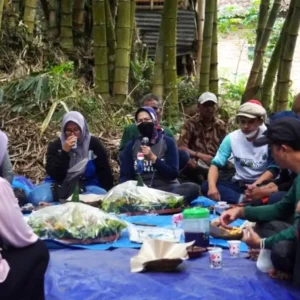 Wali Kota Batu Ikut Kerja Bakti Sabers Pungli