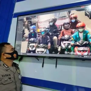 Waspada! Penipuan Tilang Elektronik Via WhatsApp Mulai Marak