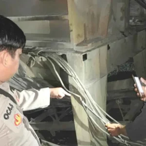 Apes, Dua Remaja Kepergok Curi Kabel Crusher Curi Kabel Crusher