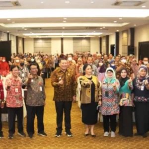 Setelah Acara Konvergensi Percepatan Penurunan Stunting Kabupaten Malang Selesai, Panitia Mengadakan Photo Bersama