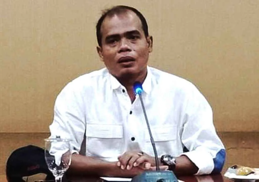 Komisi II Teuku Zulkarnain