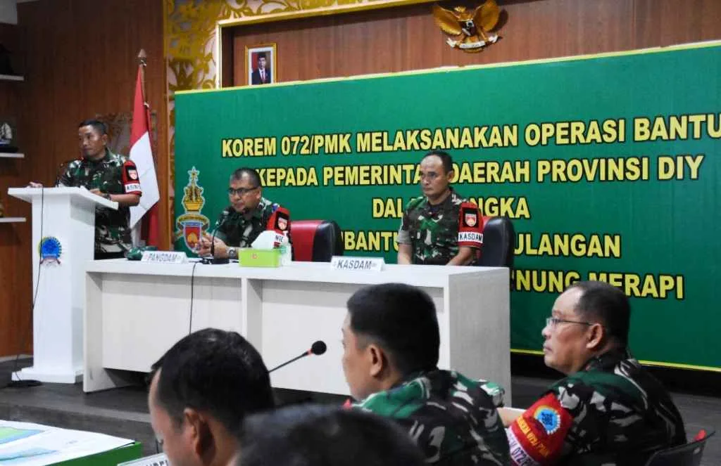 Kapoksahli Pangdam IV/Diponegoro Brigjen TNI Joko Triyanto, saat membuka Latihan Posko I Korem 072/Pamungkas Dharma Giri 22 di Aula Sugiono, Makorem 072/Pmk. (ft.dok.PendamIV/Dip).