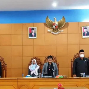 Paripurna Penyampaian Akhir Fraksi Raperda Pembangunan Industri