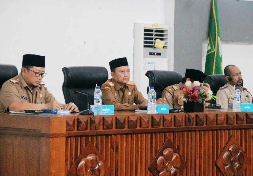 Pemprov Bengkulu Tertibkan Izin Usaha di Pantai Panjang