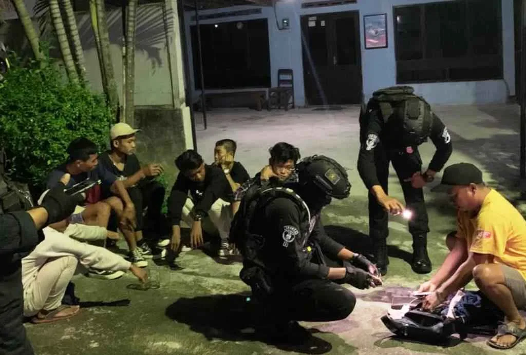 Asik Pesta Miras, 6 Pemuda Diringkus Tim Sparta Polresta Surakarta