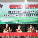 Bupati Blitar : Orang Tua Harus Awasi Anak Saat Gunakan Perangkat Digital