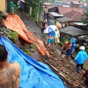 Diguyur Hujan Dua Hari, Kota Semarang Dikepung Banjir