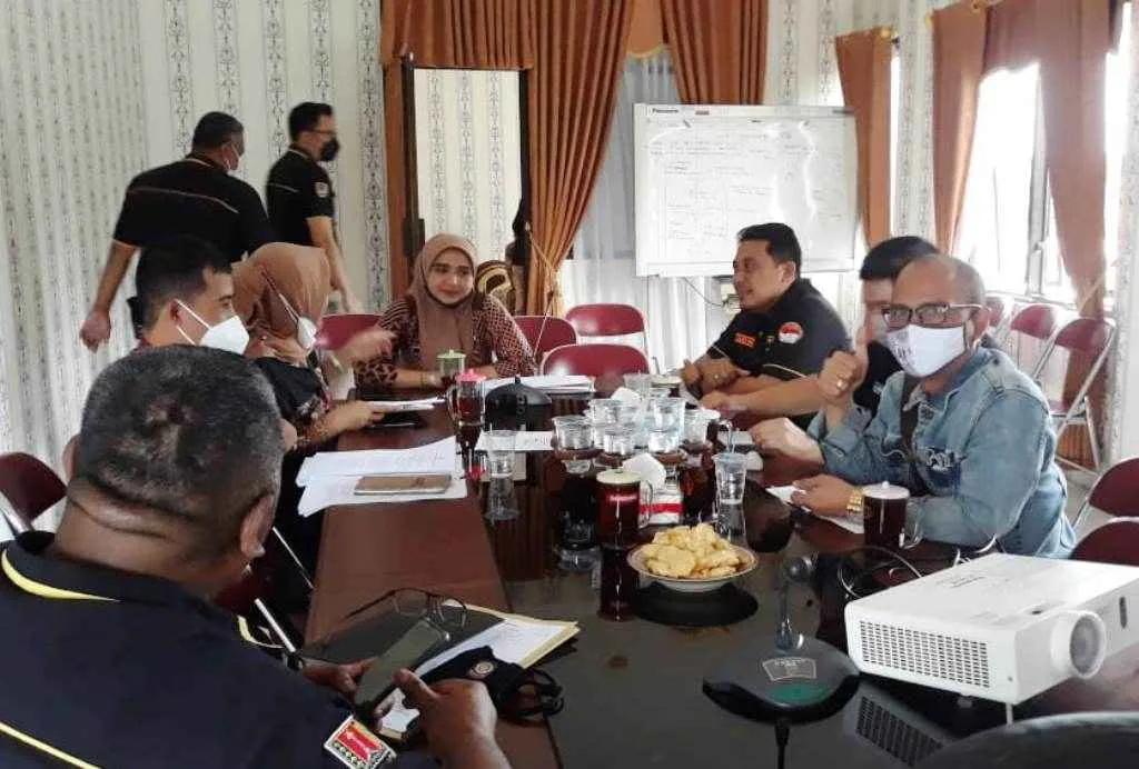 Forkommas RI Soroti Ratusan Toko Tak Berijin di Kota Semarang