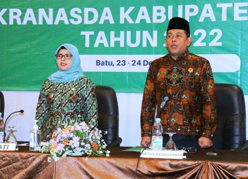 Hadiri Rakorda Dekranasda, Bupati : Jadilah Wadah Para Pengrajin Blitar