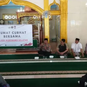 Jumat Curhat Bersama Kapolsek MMS Jumat Curhat Bersama Kapolsek MMS
