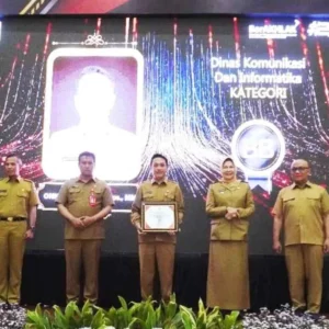 Pemkot Batu Launching Aplikasi Srikandi, Beri Apresiasi Perangkat Daerah Pemkot Batu Launching Aplikasi Srikandi, Beri Apresiasi Perangkat Daerah