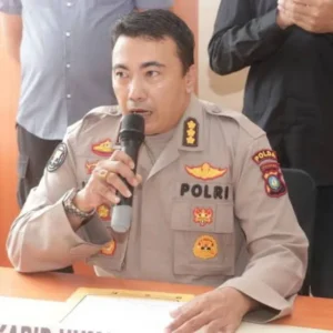 Polda KEPRI Respon Aduan Korban Jeratan Kabel Provider Di Karimun Polda KEPRI Respon Aduan Korban Jeratan Kabel Provider Di Karimun