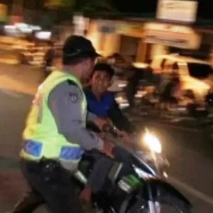 Polisi Ditusuk Saat Grebek Balap Liar