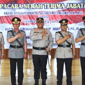 Polres Demak Gelar Sertijab Pejabat Utama dan Kapolsek Polres Demak Gelar Sertijab Pejabat Utama dan Kapolsek