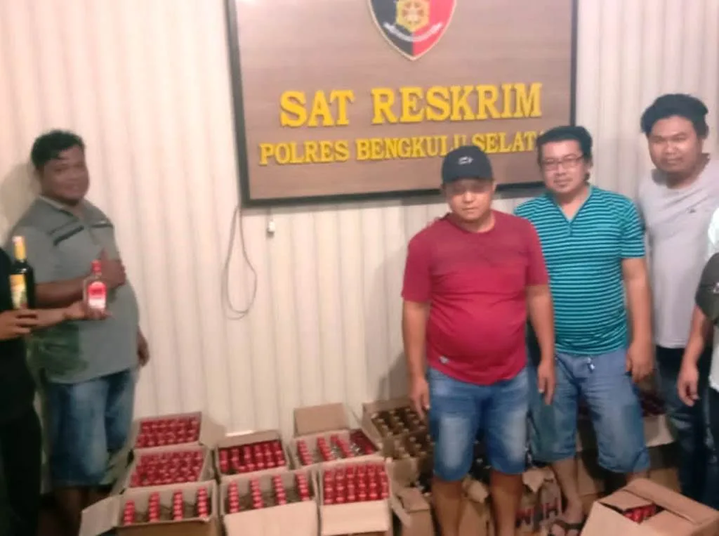 Polsek Pino Berhasil Gagalkan Peredaran 756 Botol Miras di Bengkulu Selatan