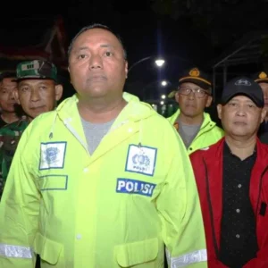 Banjir Rendam Ratusan Rumah, Kapolres Demak Pimpin Evakuasi Warga