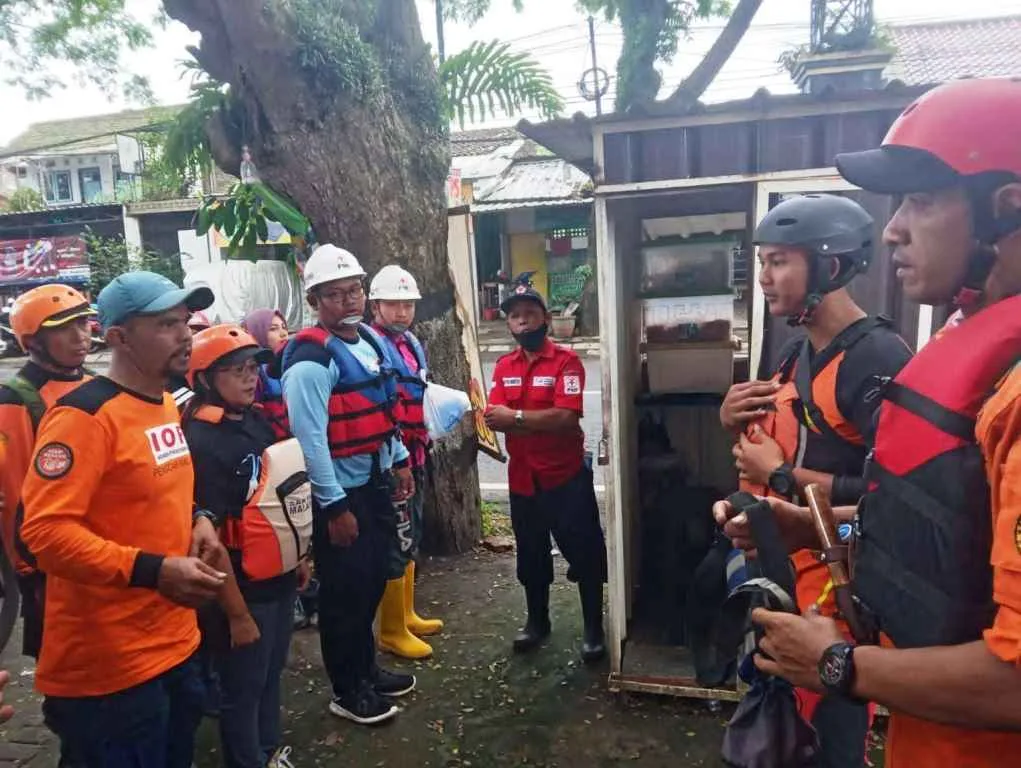 Bocah 8 Tahun Hanyut, Ratusan Personil SAR Malang Susuri Sungai