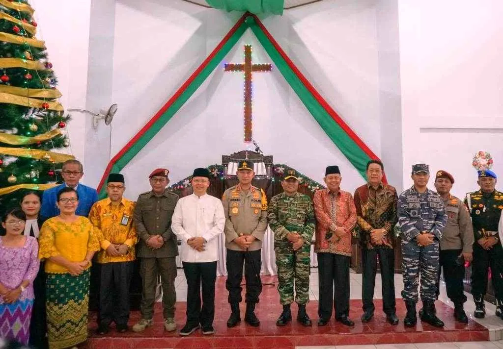 Gubernur Rohidin Keliling Tinjau Aktivitas Malam Tahun Baru 2023