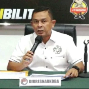 Kombes YBK Ditangkap Bersama Rekan Wanita, Sabu 1,1 Gram Jadi BB