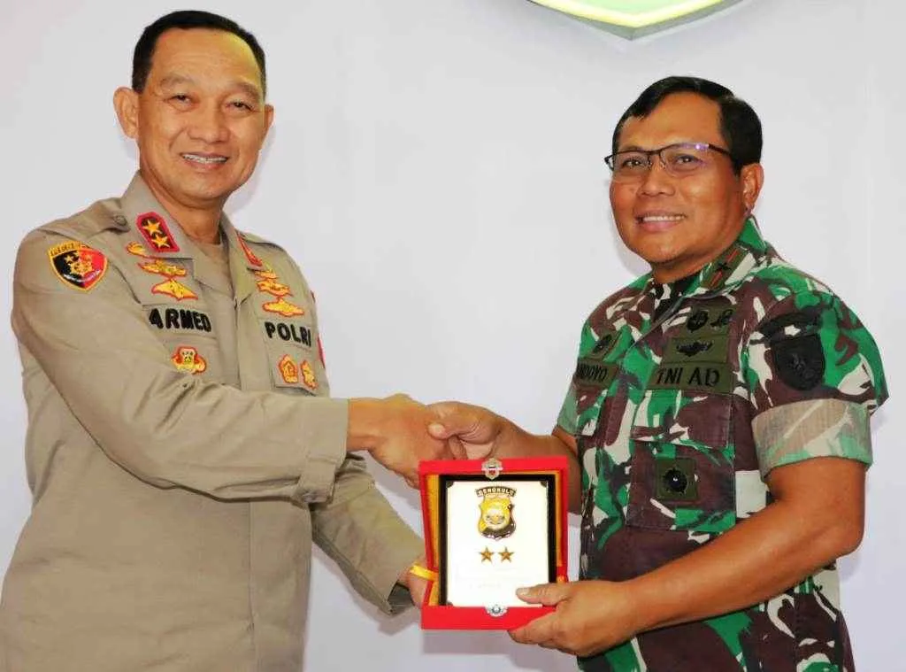 Kunker, Kapolda Bengkulu Silaturahmi Danrem 041 GAMAS