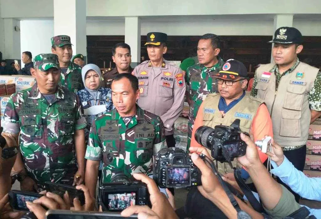 Peduli Banjir Kudus, Kodam IV/Diponegoro Bersama Forkopimda Beri Bantuan
