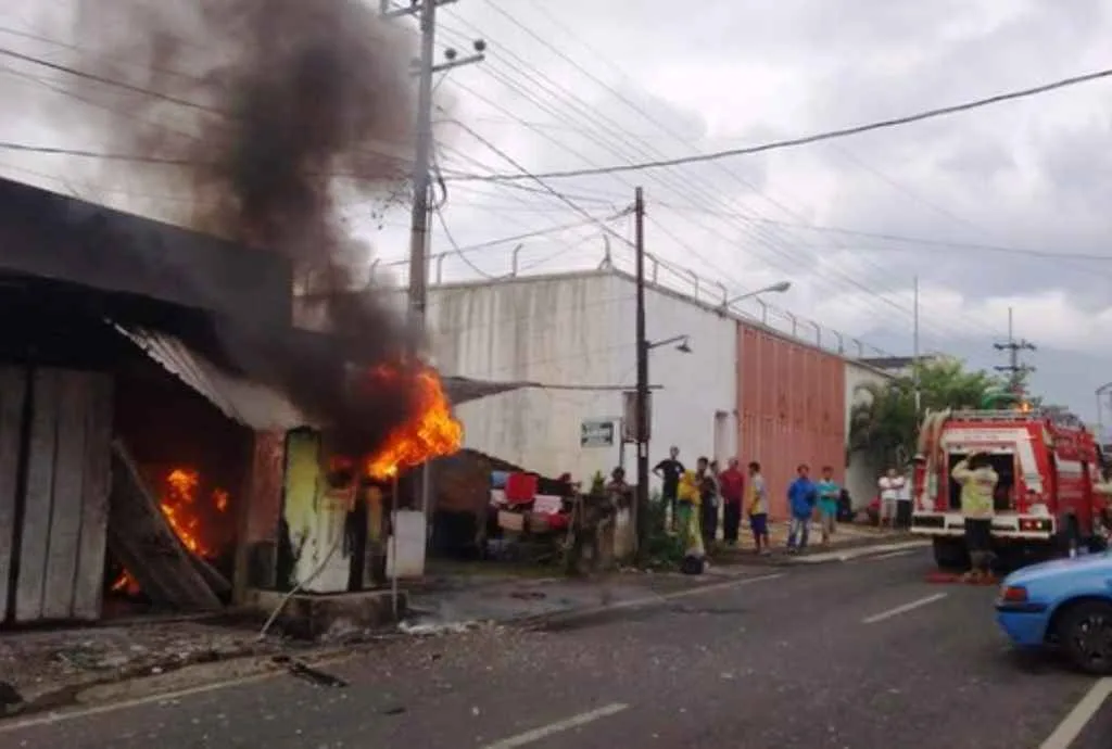 Pertamini di Malang Terbakar, 5 Unit Damkar Dikerahkan