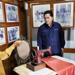 Rohidin Dampingi Menteri BUMN Napak Tilas Rumah Pengasingan Bung Karno