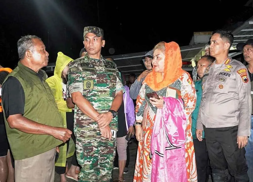 Tanggul Jebol, Perum Dinar Indah Meteseh Diterjang Banjir Bandang