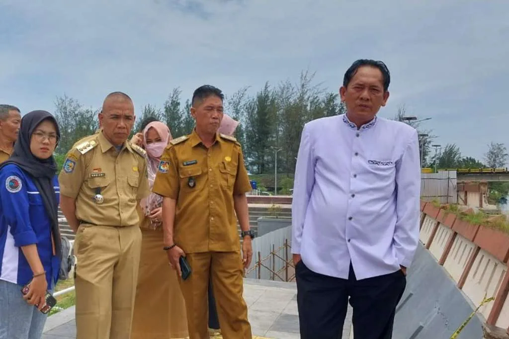 Komisi II DPRD Kota Bengkulu Sidak Runtuhnya Bangunan Wisata Kota Tuo